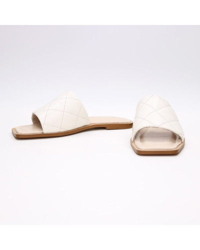 Шльопанці з бежевої стьобаної шкіри Арт. 073-1