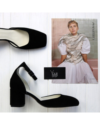 Босоніжки з чорної замші з квадратним носом Арт. 667-4/6056Ок