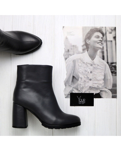 Ботильоны из кожи цвета графит на обтяжном каблуке  Арт. 52-5/55ОкReg