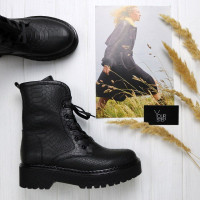 Ботинки из черной кожи под рептилию Арт. 12-6/22