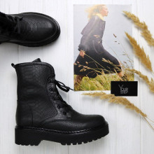 Ботинки из черной кожи под рептилию Арт. 12-6/22