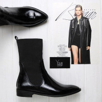 Ботинки из черного наплака с резинкой Арт. 104-7