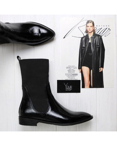 Ботинки из черного наплака с резинкой Арт. 104-7