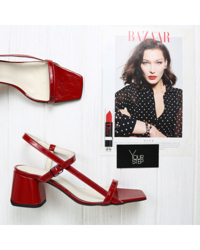 Лакові босоніжки з квадратним носом Арт. 667-7/6060Ок