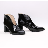 Ботильоны с глубоким вырезом из черного наплака Арт. 657-6/47Ок