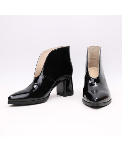 Ботильоны с глубоким вырезом из черного наплака Арт. 657-6/47Ок