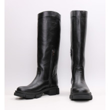 Високі чоботи із чорної шкіри Арт.12-33/21074