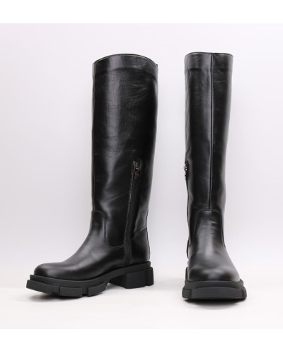 Високі чоботи із чорної шкіри Арт.12-33/21074