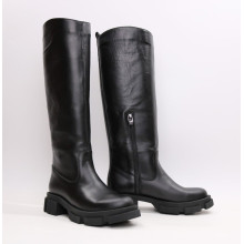 Високі чоботи із чорної шкіри Арт.12-33/21074