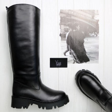 Високі чоботи із чорної шкіри Арт.12-33/Carmen