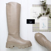 Високі чоботи з бежевої шкіри Арт.12-33/258