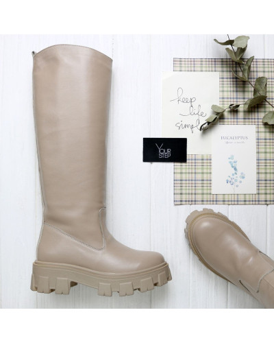 Високі чоботи з бежевої шкіри Арт.12-33/258