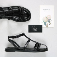 Сандалі з чорної шкіри 