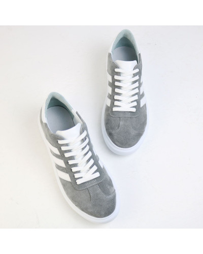 Серые замшевые кеды с белыми шнуровками – ваш идеальный выбор (Арт. 15-10-0136)