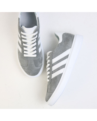 Серые замшевые кеды с белыми шнуровками – ваш идеальный выбор (Арт. 15-10-0136)