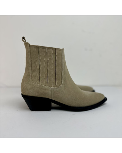 Бежеві замшеві Козаки Арт. 10140-3