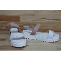 Босоножки из кожи цветы пудры Арт. 10-10/019