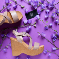 Босоножки на танкетке из бежевой кожи Арт.: 716-3