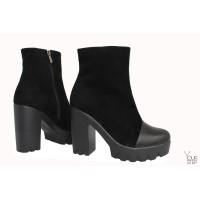 Полусапоги черного цвета на тракторном каблуке Арт. 18-6