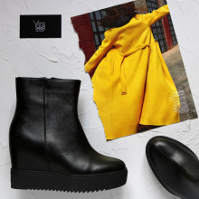 Ботинки на скрытой танкетке из черной кожи Арт. R-1