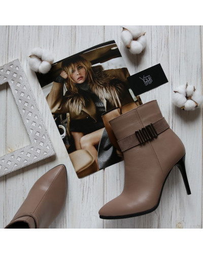 Ботинки из бежевой кожи на шпильке Арт. 35-10/35-2547