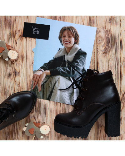 Ботинки из кожи цвета шоколад Арт. 18-10Al4-0010