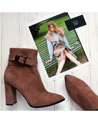 Ботинки на устойчивом каблуке цвета капучино с ремешком Арт. 35-10/44Ок-53738