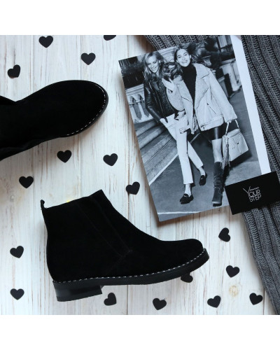 Ботинки со скрытыми резинками из черной замши Арт. 12-23V(64)