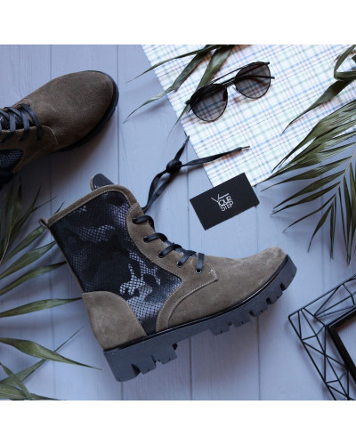 Ботинки из замши цвета капучино со вставками под камуфляж со шнуровкой на тракторной подошве Арт. 12-6(S2)