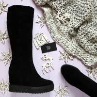 Чорні чоботи на танкетці Арт. R-4