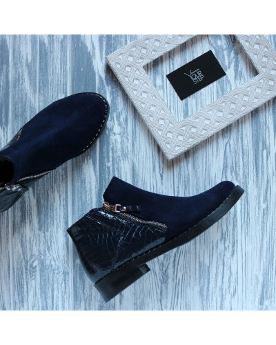 Ботинки из велюра и лаковой кожи синего цвета 235-2V(64)