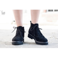 Черевики із чорної замші 12-20/235Ts(2)