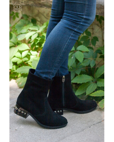 Полусапоги на каблуке из натуральной замши черного цвета Арт. 30-4(Ir5)