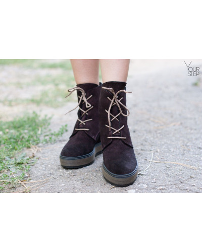 Ботинки на скрытой танкетке из бордовой замши с напылением Арт. R-3