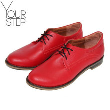 Туфли на низком ходу из натуральной кожи красного цвета Арт. 16-1/12