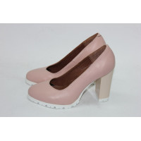 Туфли на устойчивом каблуке из кожи цвета пудры Арт. 95-1Т