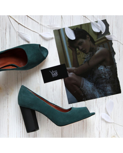 Туфли из натуральной замши цвета ель на устойчивом каблуке Арт. 95-4/42