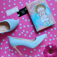 Туфлі-човники з блідо-блакитної замші Арт. 35-1