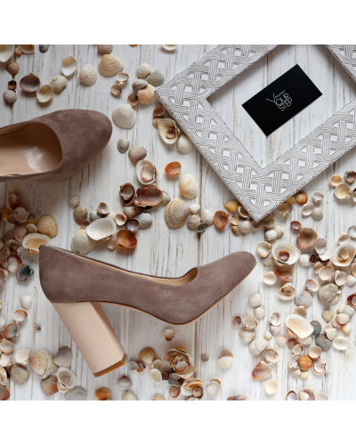 Туфли на устойчивом ребристом каблуке из велюра цвета капучино Арт. 95-1/42