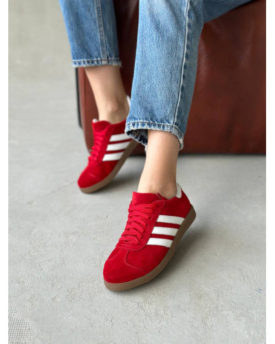 Красные замшевые кеды со шнуровкой – стильный выбор для ярких образов (Арт. 15-10-21918)