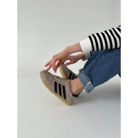 Світло-бежеві замшеві кеди з чорними смужками — стиль та комфорт у кожному русі! Арт. 15-10-21918