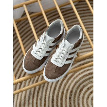 Замшеві кеди кольору капучино зі шнурівкою — стильний вибір для вашого комфорту! Арт. 15-10-0136