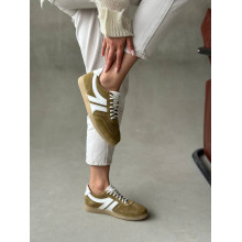 Жіночі замшеві кеди оливкового кольору з білими вставками — тренд весна-літо 2026 (Арт. 15-18/21918)