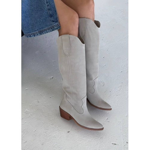 Жіночі чоботи-козаки з натуральної замші в бежевому кольорі — стильний вибір для сучасної модниці! Арт. 10140-1