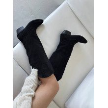 Чорні замшеві чоботи-козаки - Арт. 10140-1