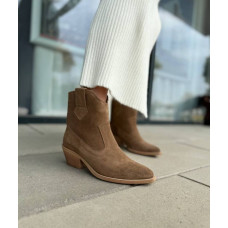 Женские замшевые ковбойки в цвете castorre – тренд весна-лето 2026 (Арт. 10140-2)