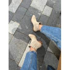 Замшеві ковбойки в кольорі пісок із резинками — комфорт і стиль для вашого гардеробу! Арт. 10140-3