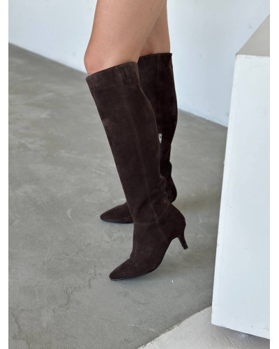 Жіночі замшеві чоботи в шоколадному кольорі на шпильці (Арт. 657‑14)