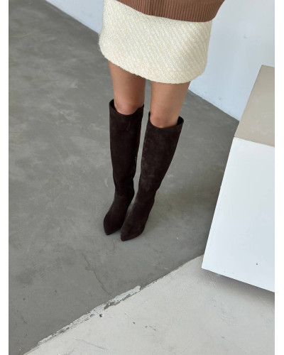 Жіночі замшеві чоботи в шоколадному кольорі на шпильці (Арт. 657‑14)